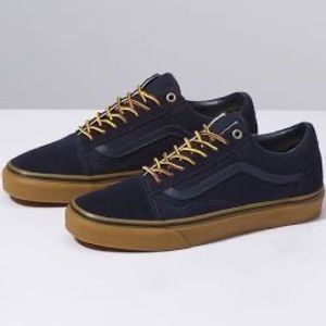 Old Skool gum vans